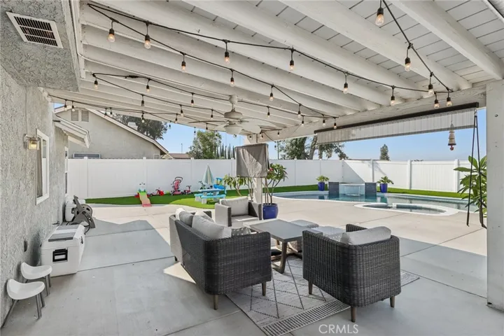 7880 Lakeside Drive, Jurupa Valley, California 92509