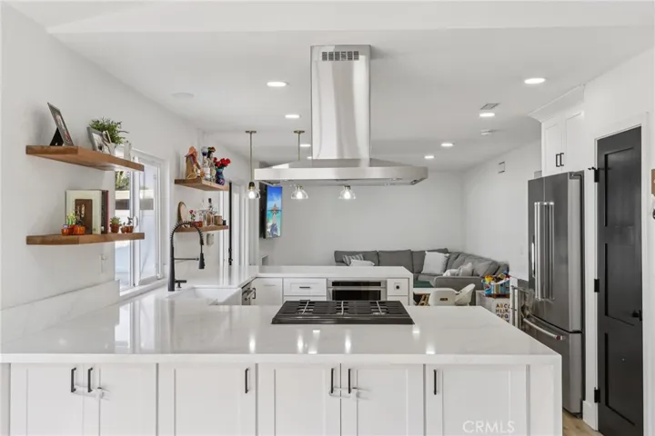 7880 Lakeside Drive, Jurupa Valley, California 92509