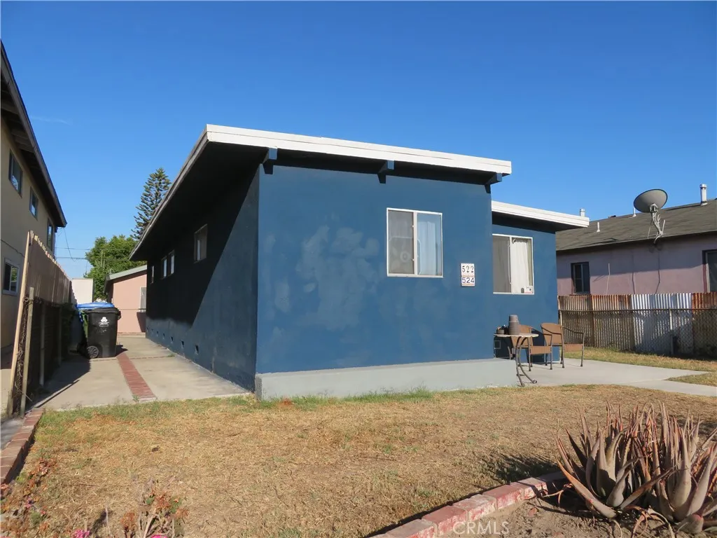 524 Gulf Avenue, Wilmington, California 90744, ,Residential Income,For Sale,Gulf,DW25177753