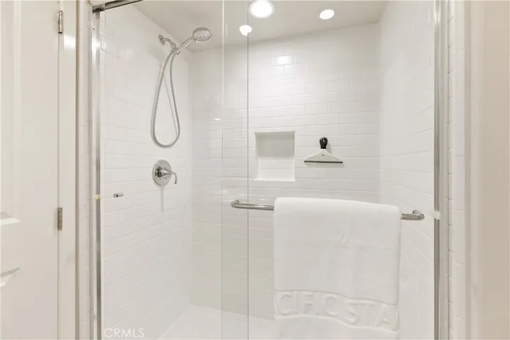 main level bath/shower
