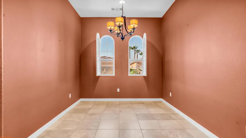 Were Focused 81612 Avenida Parito-6