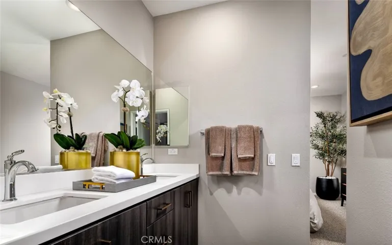 4152 S S. Limecrest Paseo 16, Ontario, California 91761