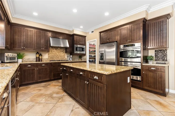 32236 Cedar Crest Court, Temecula, California 92592