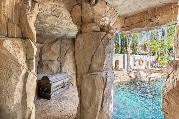32236 Cedar Crest Court, Temecula, California 92592