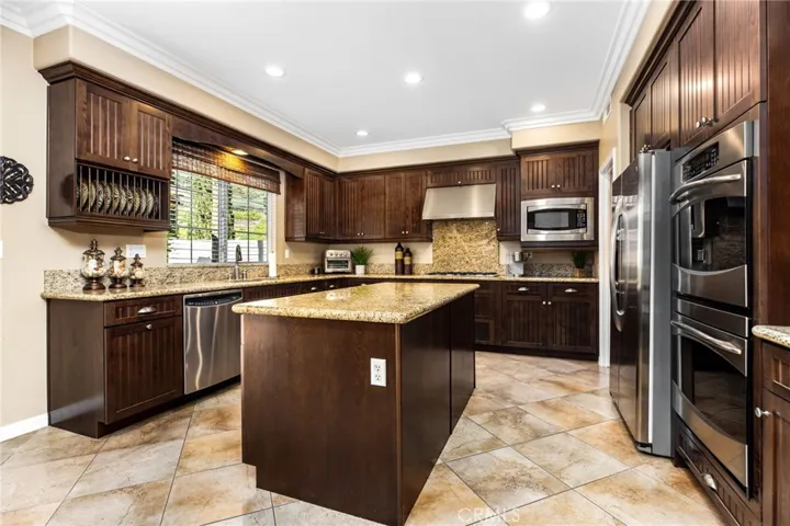 32236 Cedar Crest Court, Temecula, California 92592