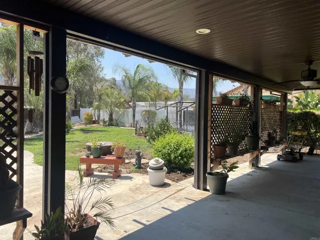 20841 Sundrops Lane, Wildomar, California 92595
