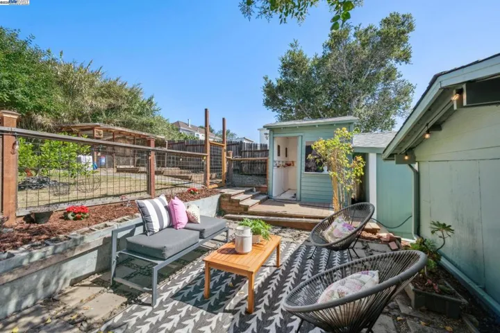 2449 26th Avenue, Oakland, California 94601