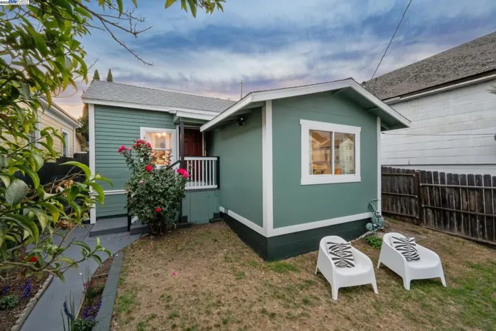 2449 26th Avenue, Oakland, California 94601
