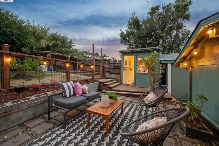 2449 26th Avenue, Oakland, California 94601