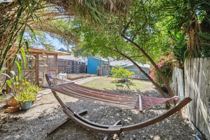 2449 26th Avenue, Oakland, California 94601