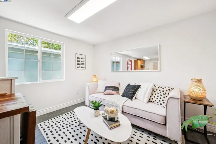 2449 26th Avenue, Oakland, California 94601
