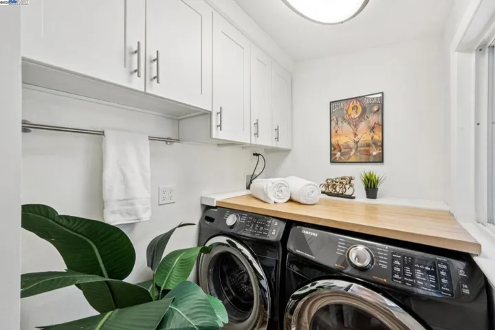 2449 26th Avenue, Oakland, California 94601