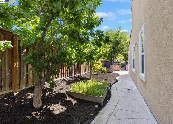 7563 Balmoral Way, San Ramon, California 94582