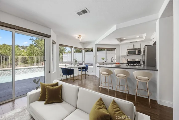 820 S Wildflower Lane, Anaheim Hills, California 92808