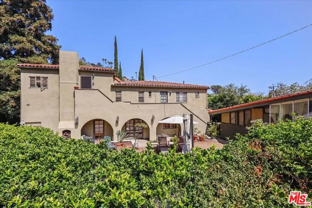 2515 N Commonwealth Avenue, Los Angeles, California 90027 home-pic-0