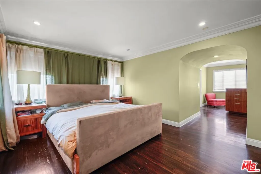 2515 N Commonwealth Avenue, Los Angeles, California 90027 home-pic-13