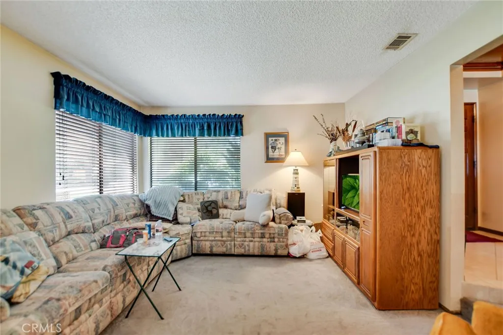 2855 Piedmont Drive, Highland, California 92346 home-pic-7