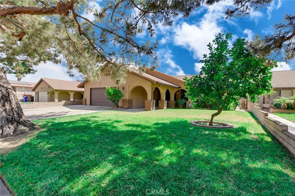 2855 Piedmont Drive, Highland, California 92346 home-pic-1