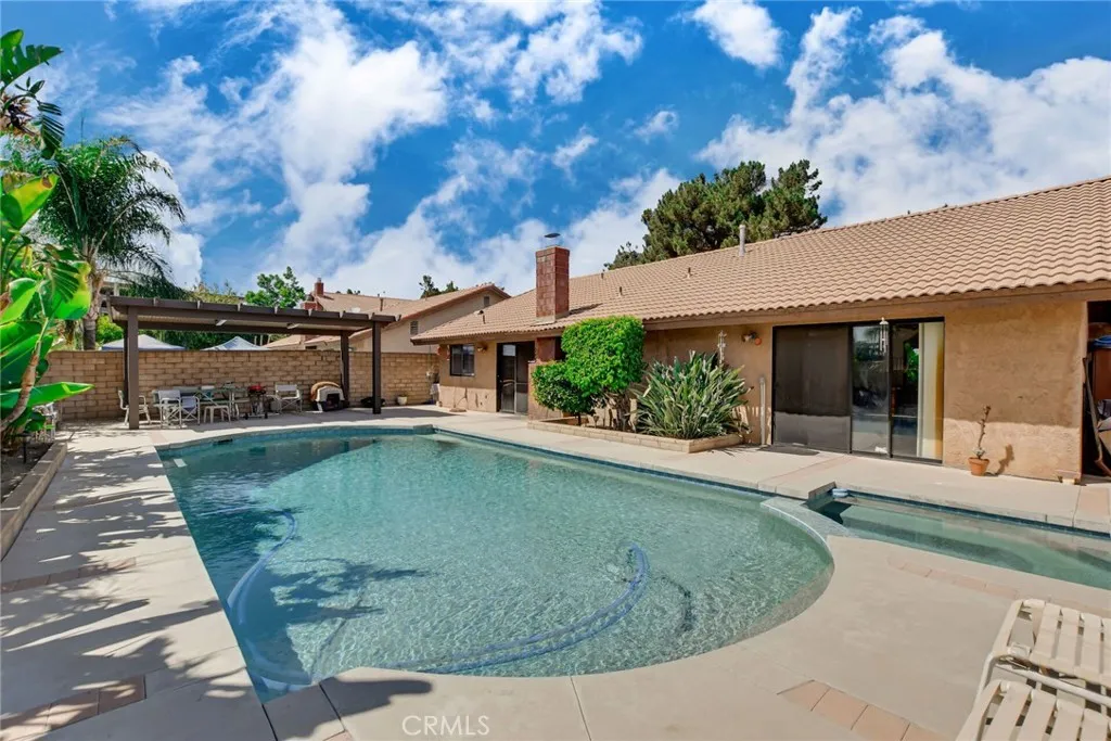 2855 Piedmont Drive, Highland, California 92346 home-pic-26