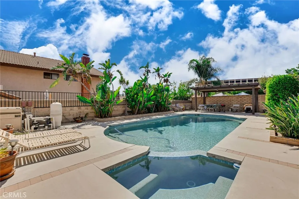 2855 Piedmont Drive, Highland, California 92346 home-pic-28