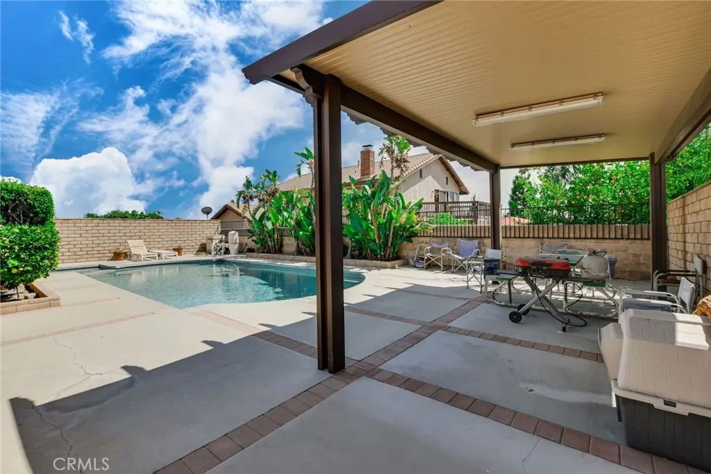 2855 Piedmont Drive, Highland, California 92346 home-pic-29