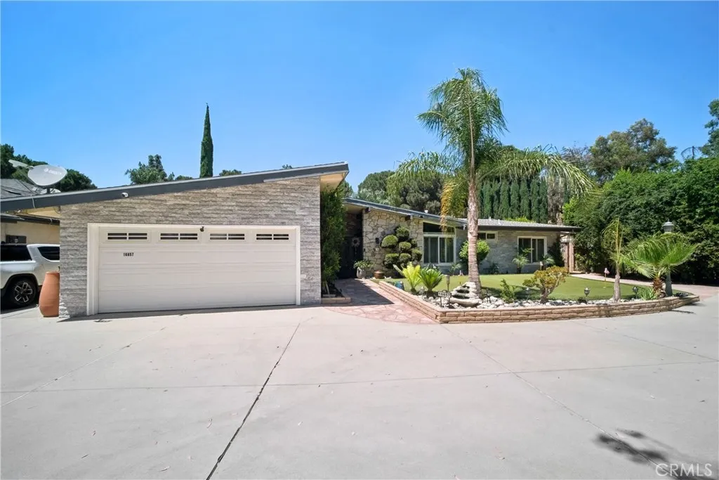 16857 Colven Road, Granada Hills, California 91344, 3 Bedrooms Bedrooms, ,3 BathroomsBathrooms,Residential,For Sale,Colven,BB25176208