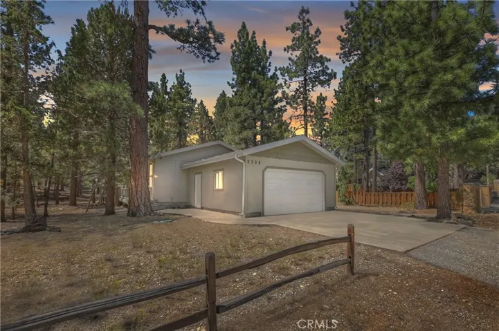 2308 Manzanita Lane, Big Bear City, California 92314