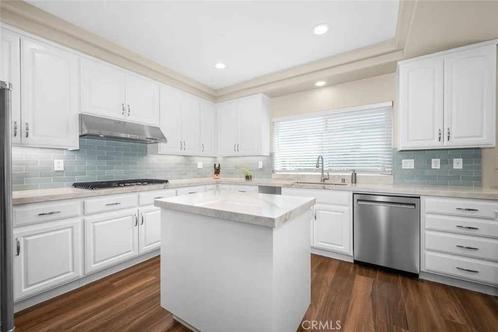 2762 Engel Drive, Rossmoor, California 90720 home-pic-19