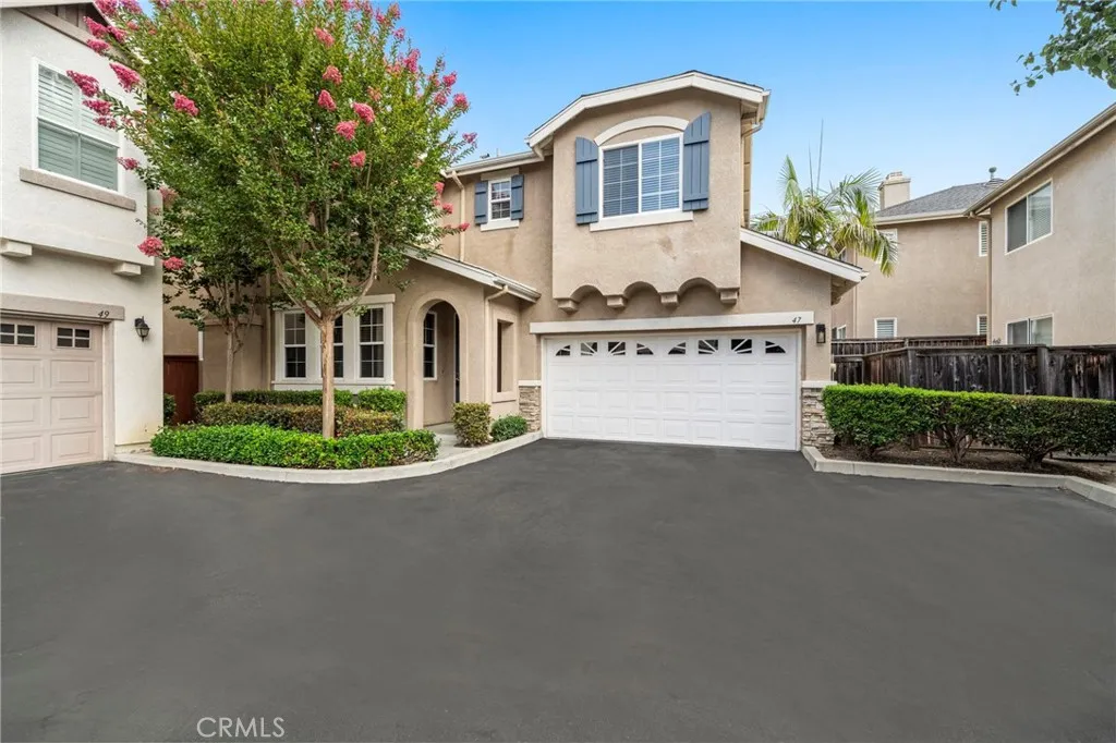 47 Rue Du Chateau 26, Aliso Viejo, California 92656, 4 Bedrooms Bedrooms, ,3 BathroomsBathrooms,Residential,For Sale,Rue Du Chateau,CV25176220