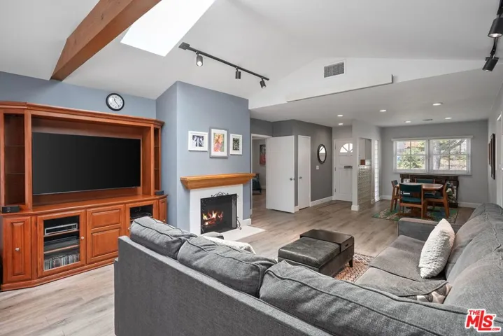 11963 Woodbine Street, Los Angeles, California 90066