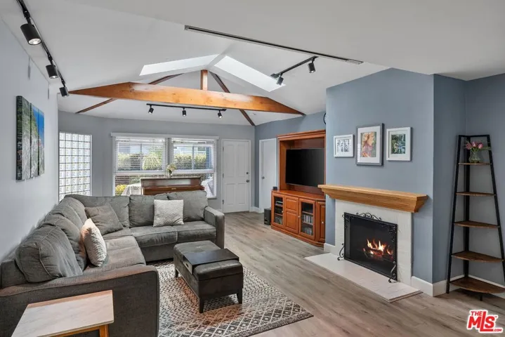 11963 Woodbine Street, Los Angeles, California 90066