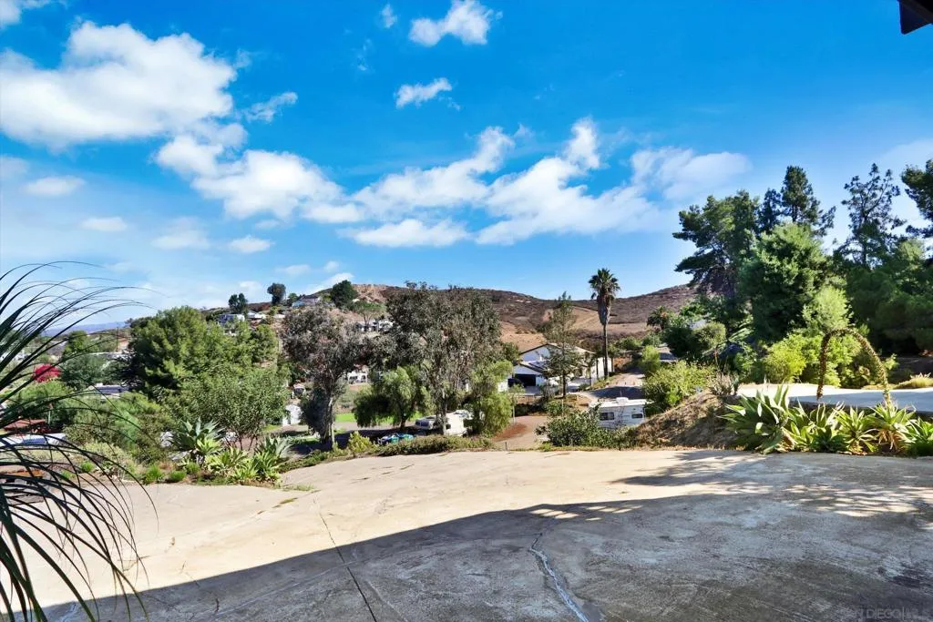 12063 Gay Rio Way, Lakeside, California 92040 home-pic-38