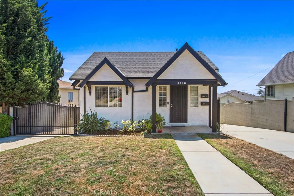 4448 W 64th Street, Inglewood, California 90302, ,Residential Income,For Sale,64th,SR25178025