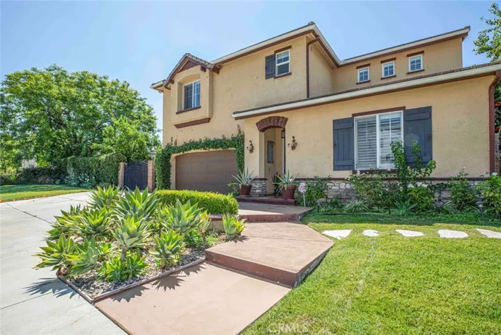 10266 Horsehaven Street, Sun Valley, California 91352