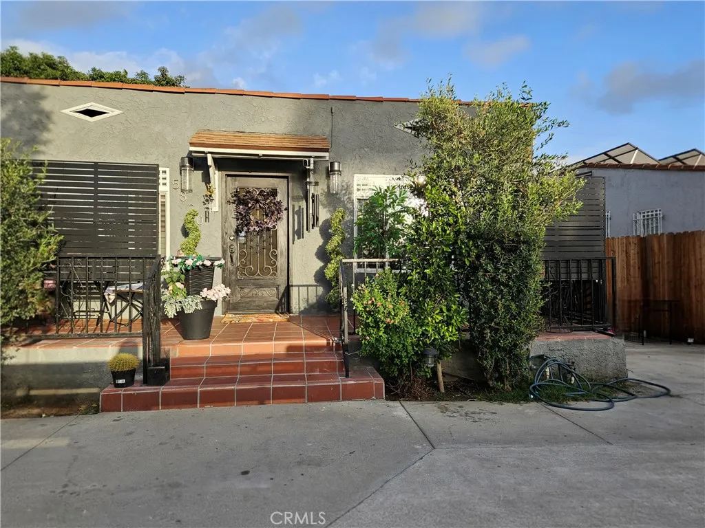 5820 Cimarron Street, Los Angeles, California 90047 home-pic-32