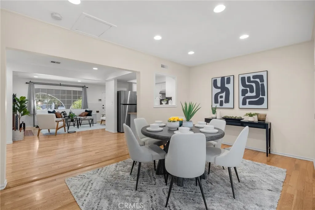 5835 Denny Avenue, North Hollywood, California 91601 home-pic-10