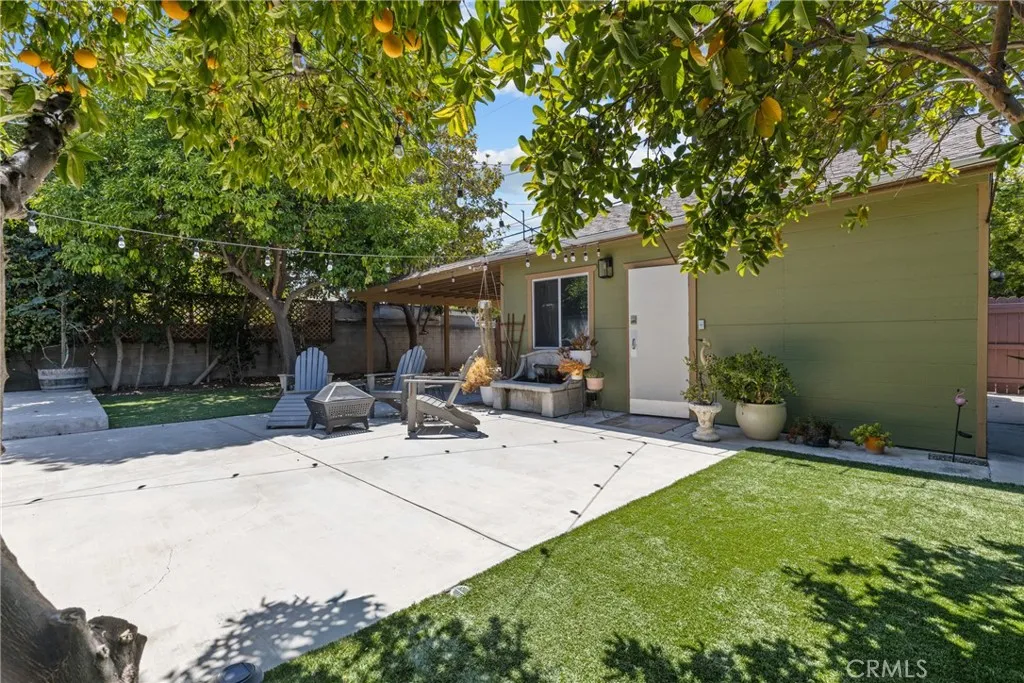 5835 Denny Avenue, North Hollywood, California 91601 home-pic-23