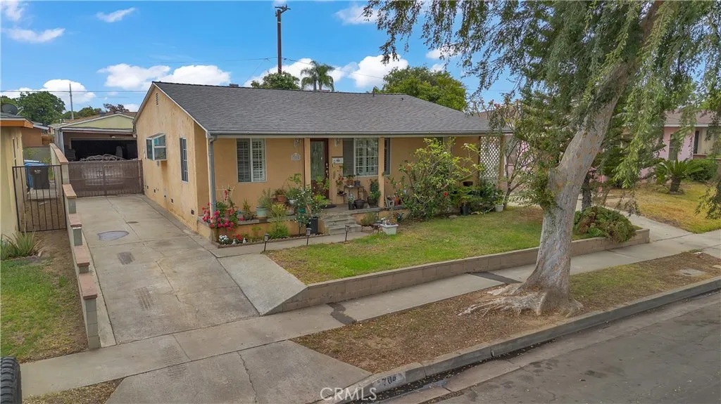 704 S Taylor Ave, Montebello, California 90640 home-pic-0