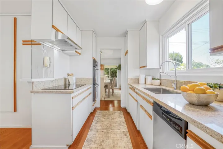 28231 Trailriders Drive, Rancho Palos Verdes, California 90275