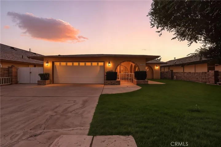 27488 Lakeview Drive, Helendale, California 92342