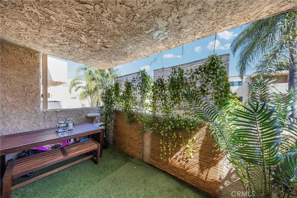 2386 E Del Mar Boulevard 226, Pasadena, California 91107 home-pic-12