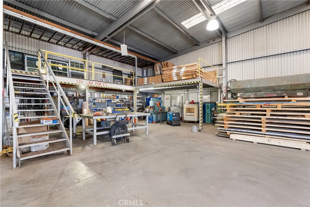 Commercial Unit