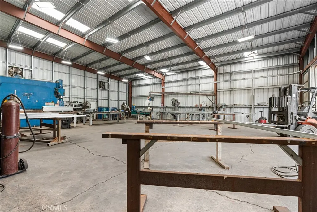 Commercial Unit