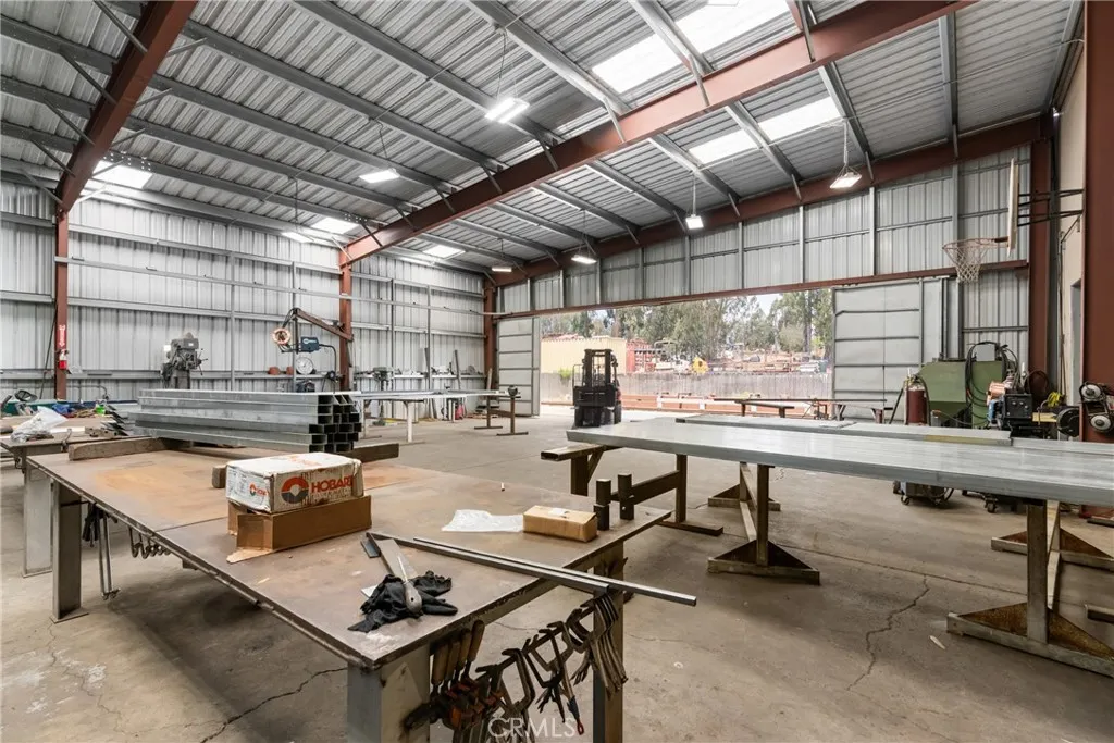 Commercial Unit