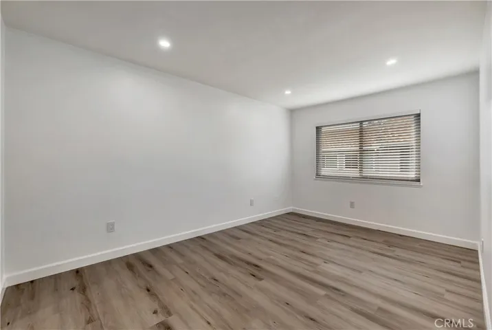 6672 Sun Drive B, Huntington Beach, California 92647
