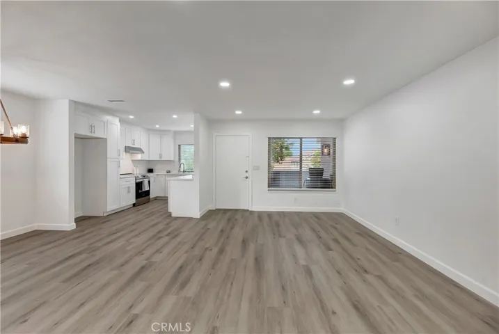 6672 Sun Drive B, Huntington Beach, California 92647