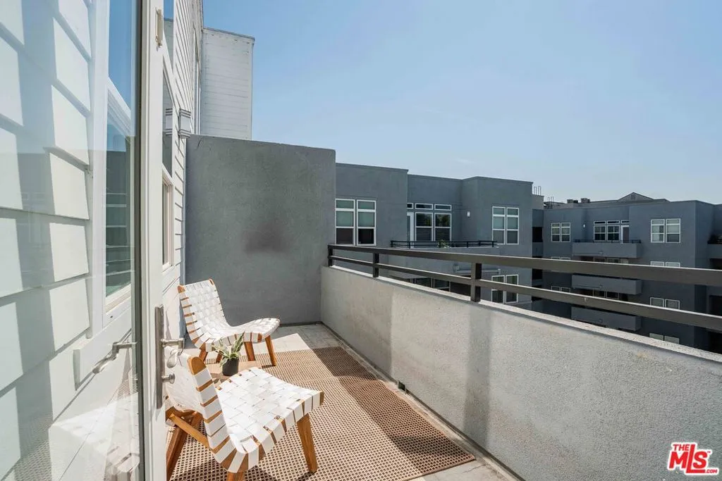 7100 Playa Vista Drive 406, Playa Vista, California 90094 home-pic-4