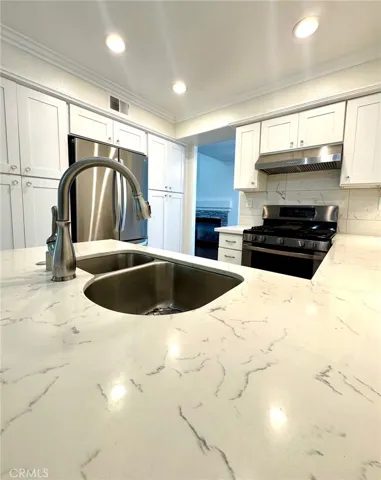 Quartz countertops