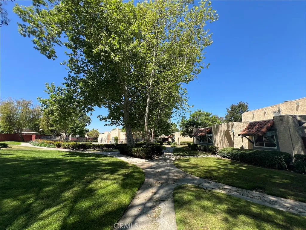 1356 Wheaton Way, Riverside, California 92507 home-pic-17