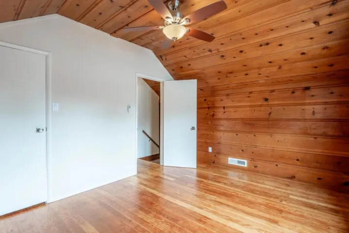 1222 Lincoln Avenue, Pacific Grove, California 93950